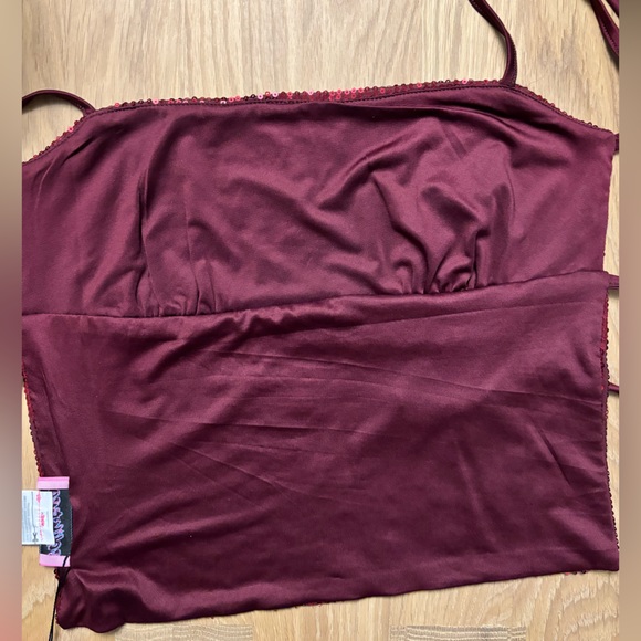 COSMO OPEN BACK SEQUIN TOP - Picture 3 of 5